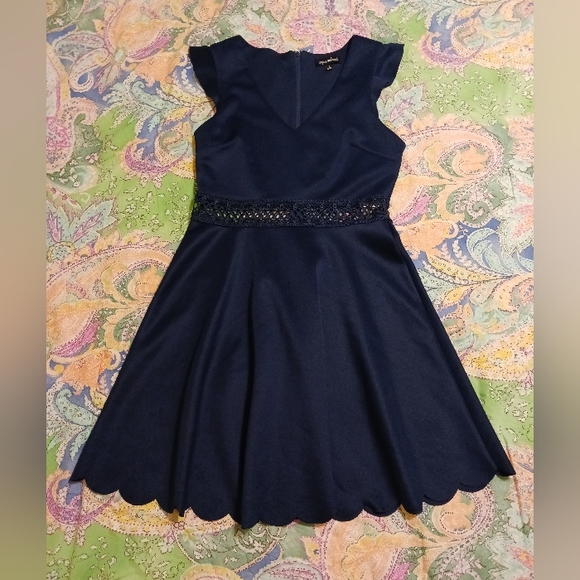 Sequin Hearts NWT Junior's Size 7 Blue Sleeveless Lace Waist Scallop Hem Dress - Picture 1 of 14
